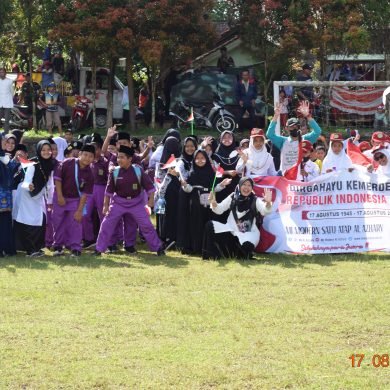 Upacara HUT RI Ke 77