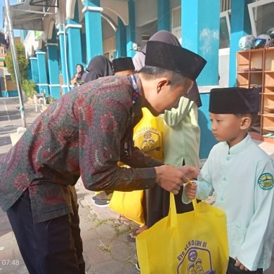 Santunan Anak Yatim Piatu, 10 Muharam 1445 H