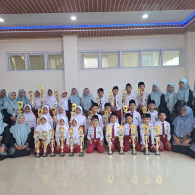 MI Modern Al Azhary JUARA PORSENI AJIBARANG 2026